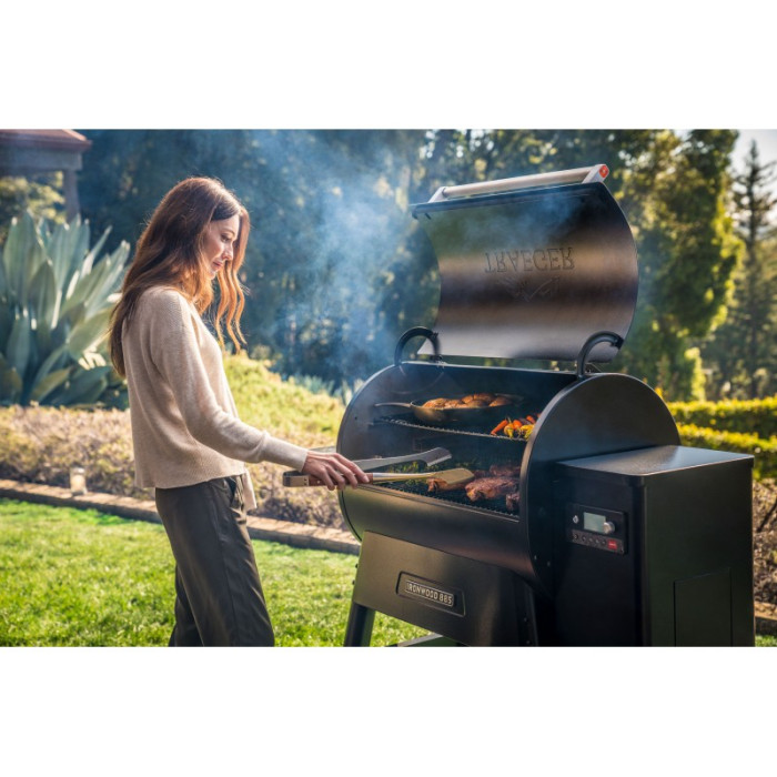 Пелетний гриль TRAEGER IRONWOOD D2 885, чорний - IRONWOOD_D2-885