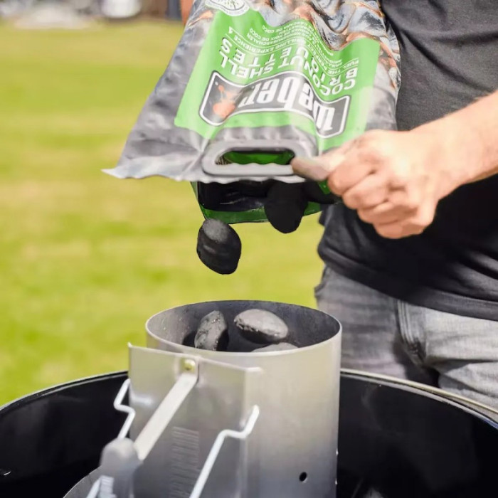 Брикеты кокосовые 8 кг Weber 18402