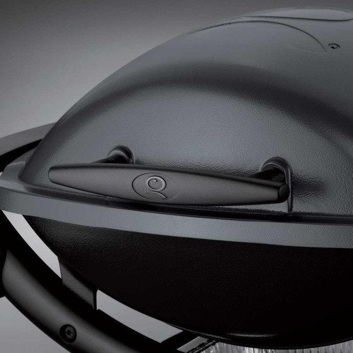 Электрический гриль Weber Q1400 (черный) с подставкой 52020879