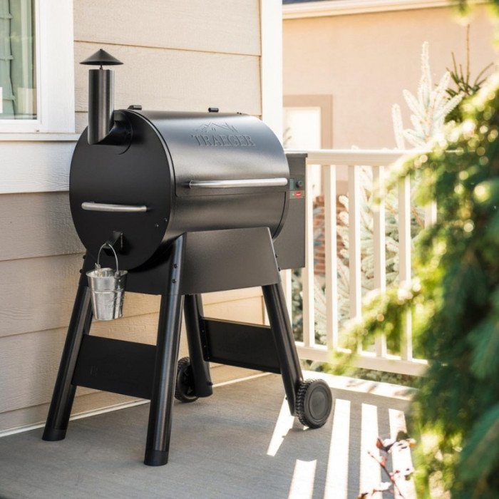 Пеллетный гриль TRAEGER PRO D2 575, черный