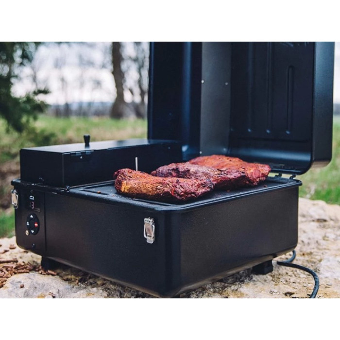 Портативный пеллетный гриль TRAEGER RANGER TFT18KLDL