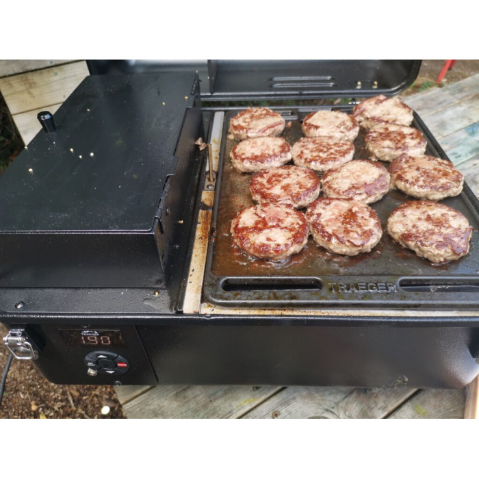 Портативный пеллетный гриль TRAEGER RANGER TFT18KLDL