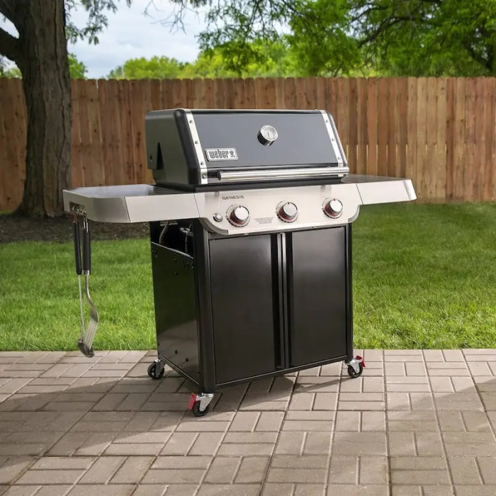 Газовый гриль Weber Genesis E-315 черный 1500631