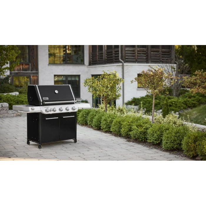 Газовый гриль Weber Summit FS38 E черный 1500059