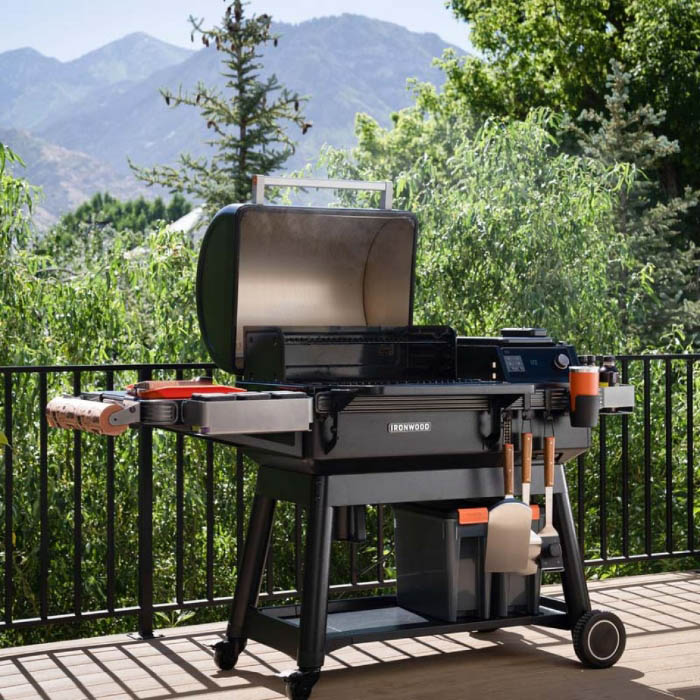 Пеллетный гриль Traeger Ironwood, черный TFB61RLGI