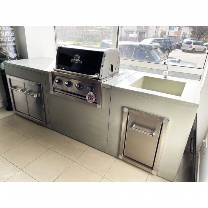 Гриль зона з бетону з грилем Broil King Regal 420 - 8888