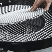 Вугільний гриль Performer Deluxe GBS 57 см Weber 15501004